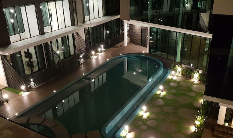 هتل Hermitage Boutique House