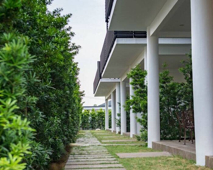 هتل Hermitage Boutique House