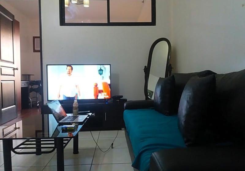 Отель Malate Bayview Mansion City View