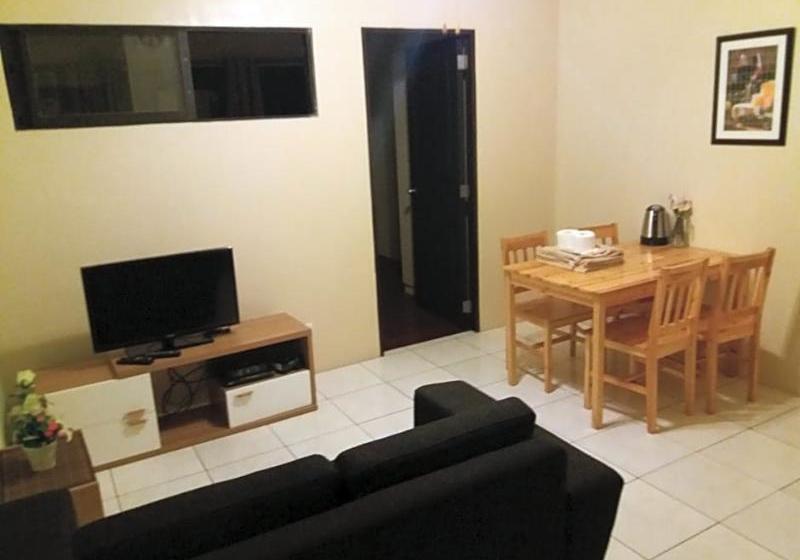 Отель Malate Bayview Mansion City View