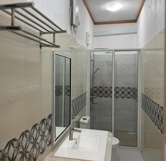 هتل Thoddoo Island Life