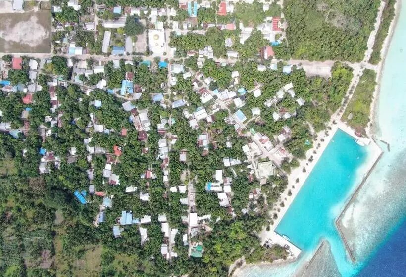 هتل Thoddoo Island Life