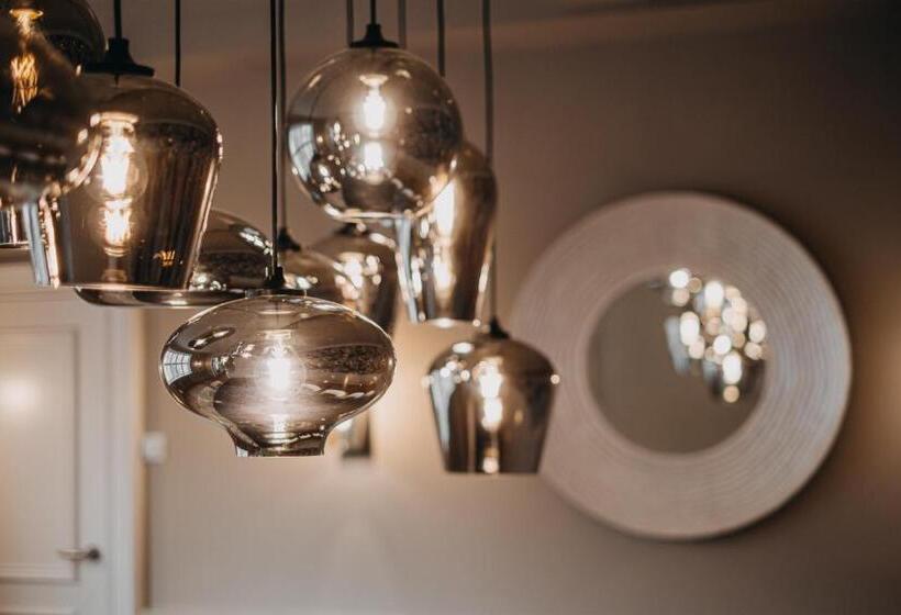 호텔 Zum Heidkrug & Café Lil