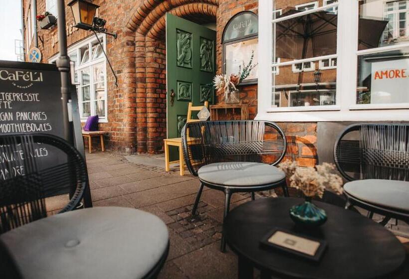 호텔 Zum Heidkrug & Café Lil