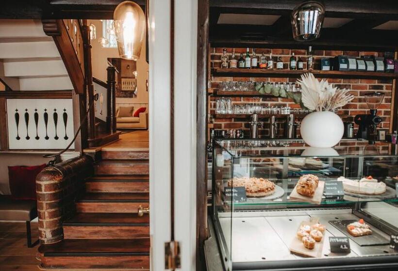 호텔 Zum Heidkrug & Café Lil