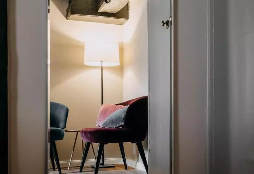 Hotelli Zum Heidkrug & Café Lil