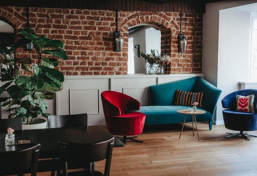 호텔 Zum Heidkrug & Café Lil