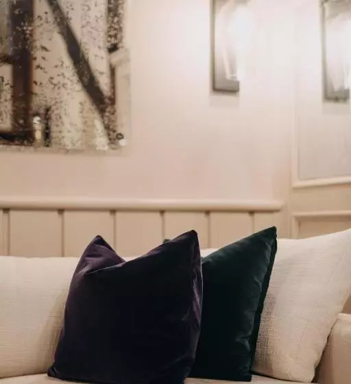 Hotelli Zum Heidkrug & Café Lil