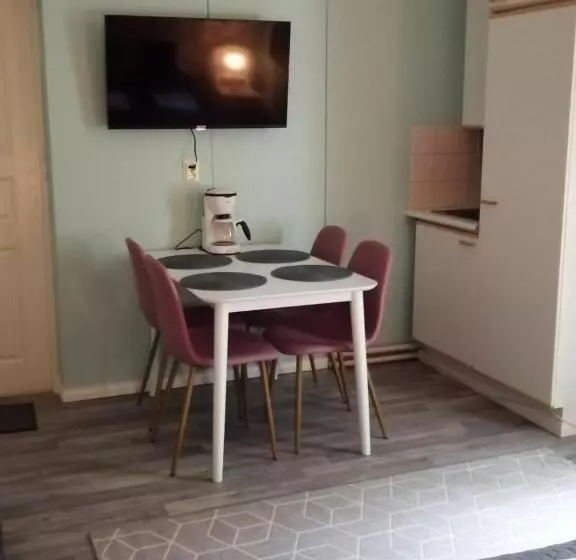 Kartanomajoitus Sofia & Angelique