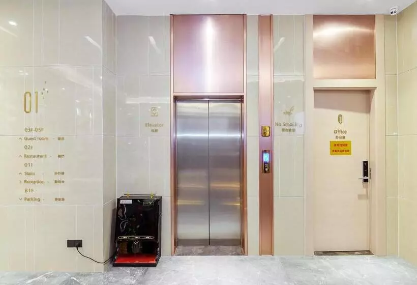 Lavande Hotel Ordos Ejinholo Street