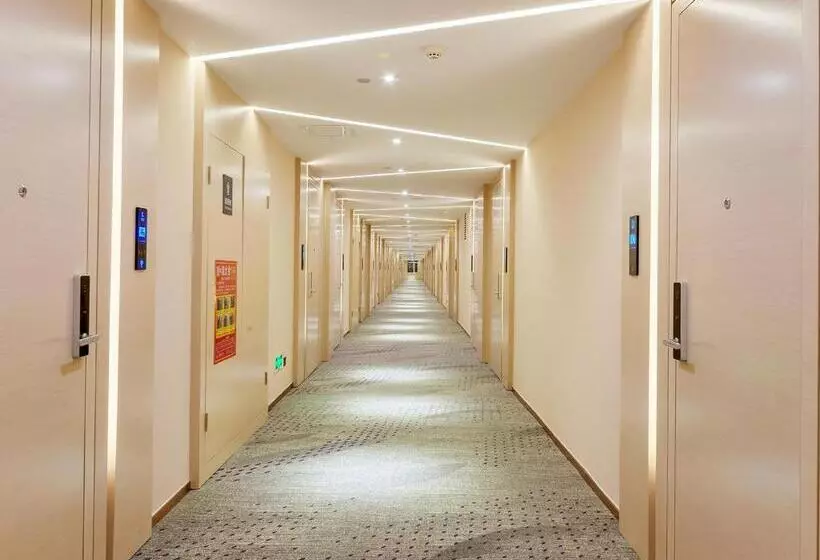 Lavande Hotel Ordos Ejinholo Street