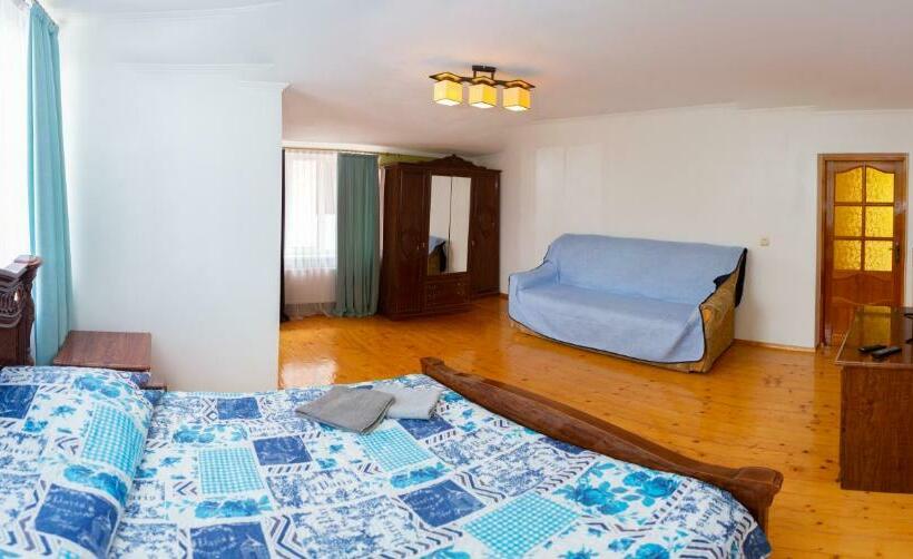 بنسيون Alma Guest House