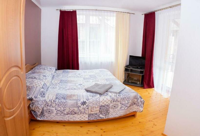 بنسيون Alma Guest House