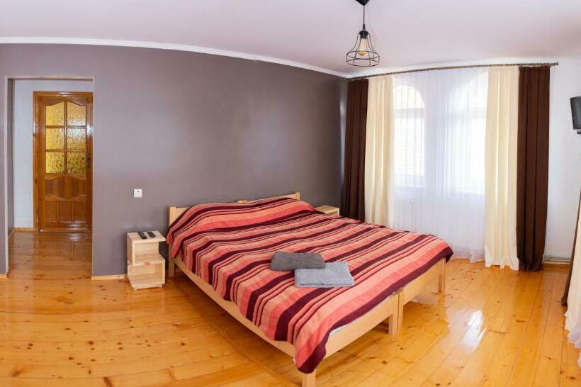 بنسيون Alma Guest House