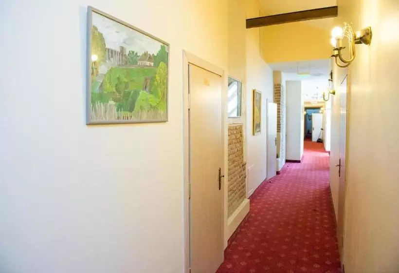 هتل Alexa Old Town