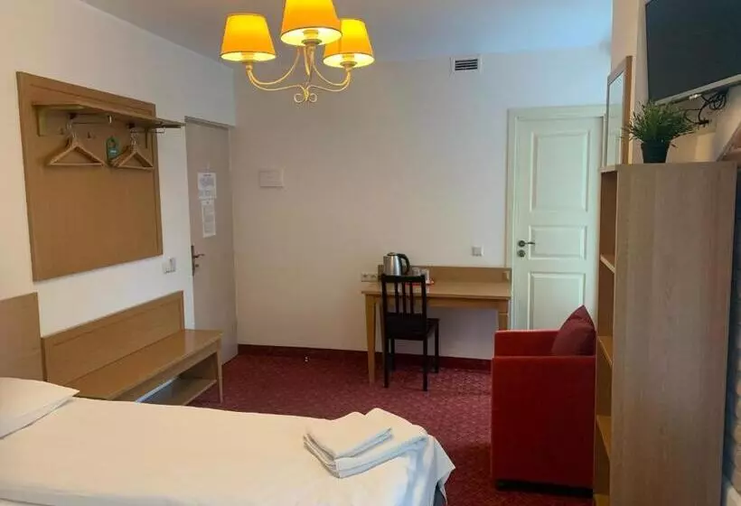 هتل Alexa Old Town