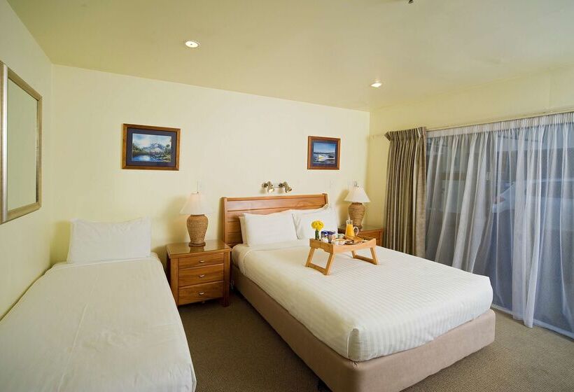 בית מלון כפרי Best Western Ellerslie International