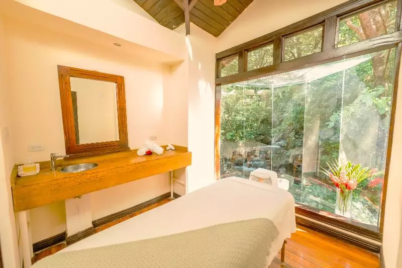 Hotel Borinquen Thermal Resort