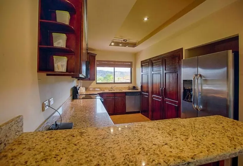 ホテル Condor Lodge