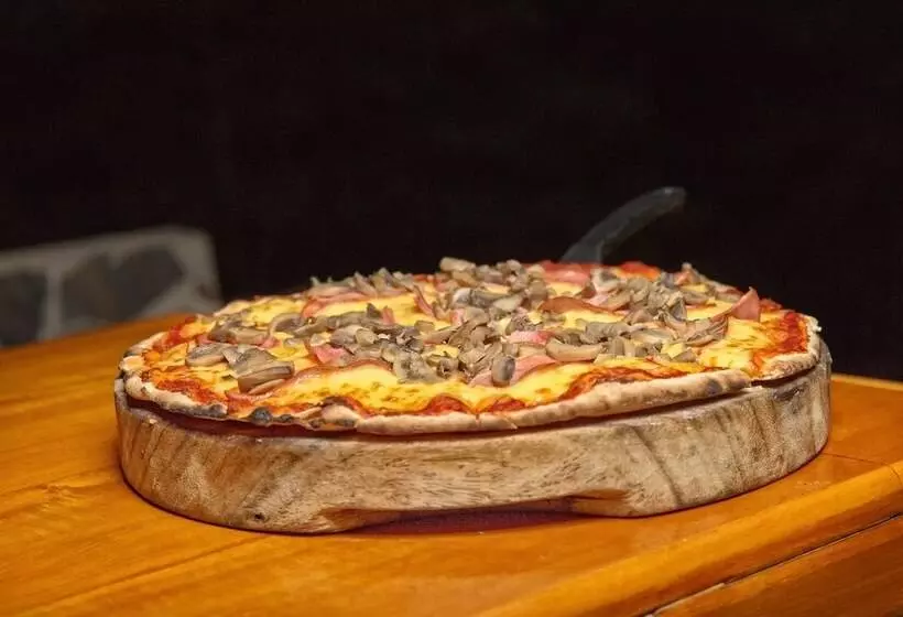 ホテル Condor Lodge