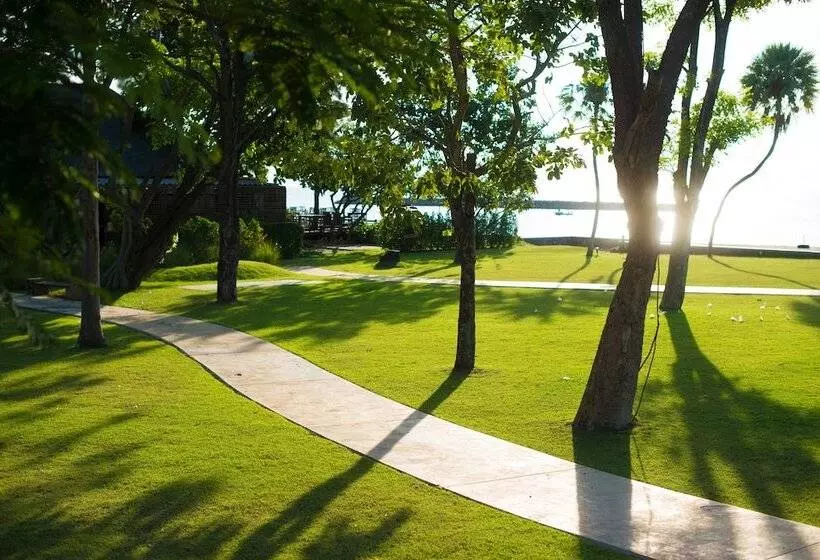 Отель Fisherman S Resort Haad Chao Samran