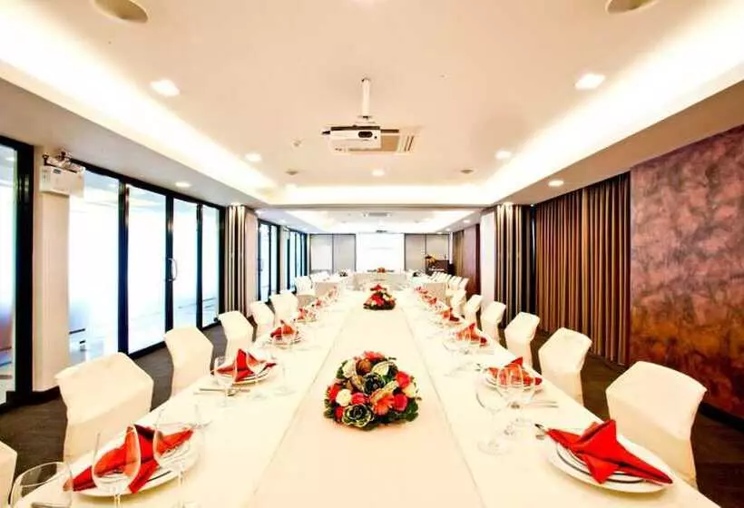 Отель Fisherman S Resort Haad Chao Samran