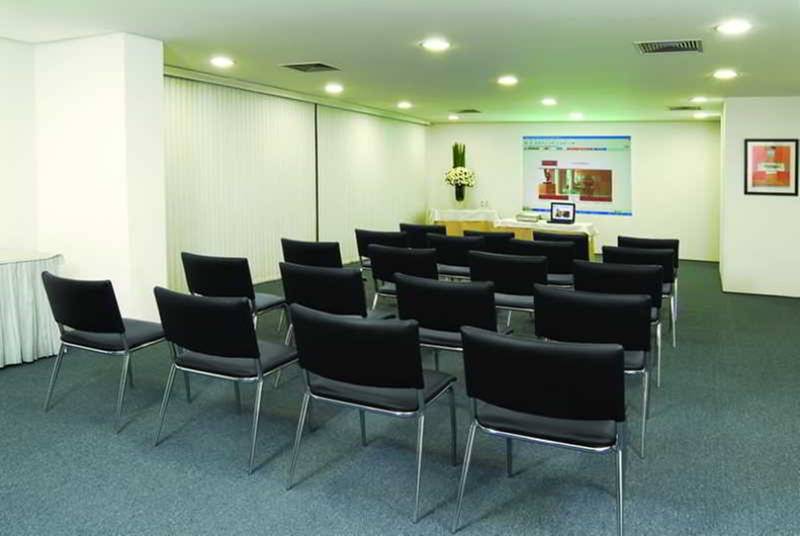 هتل George V Alto De Pinheiros