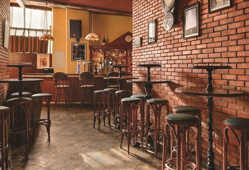 Hotel Howard Johnson By Wyndham Abu Dhabi Downtown