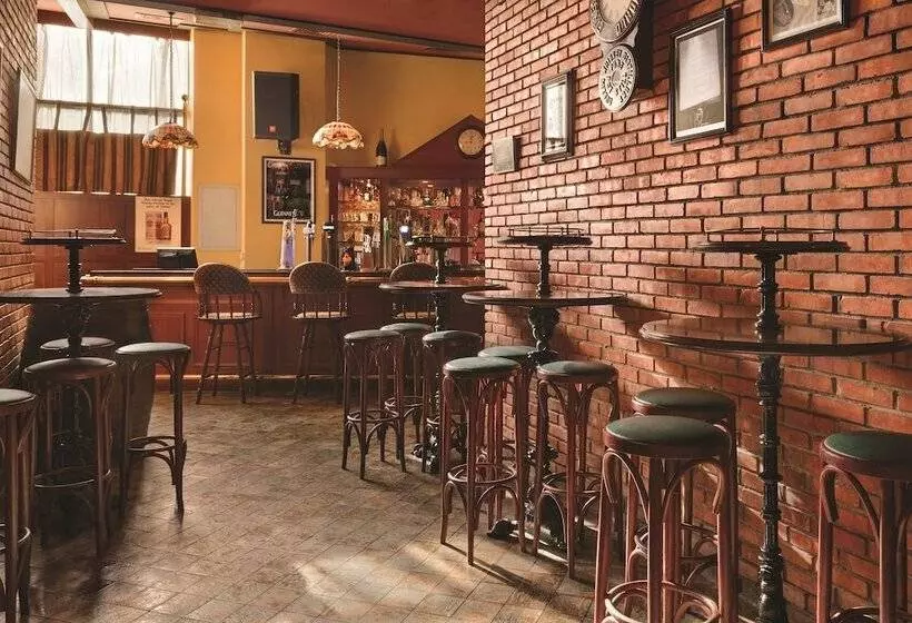 Hotel Howard Johnson By Wyndham Abu Dhabi Downtown