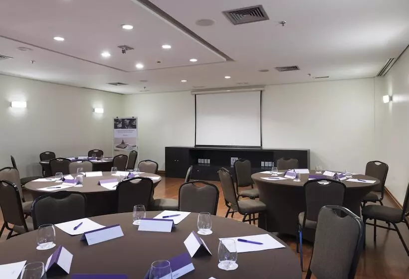 בית מלון כפרי Ibis Campinas