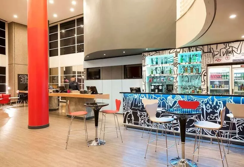 בית מלון כפרי Ibis Campinas