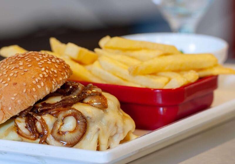 Отель Ibis Paulinia