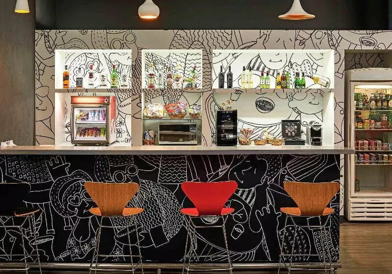 호텔 Ibis Paulinia