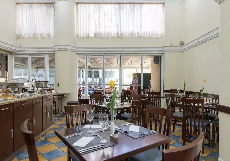 ホテル Intercity Interative Jardins