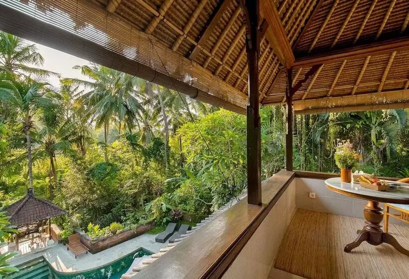 ホテル Kebun Indah Ubud