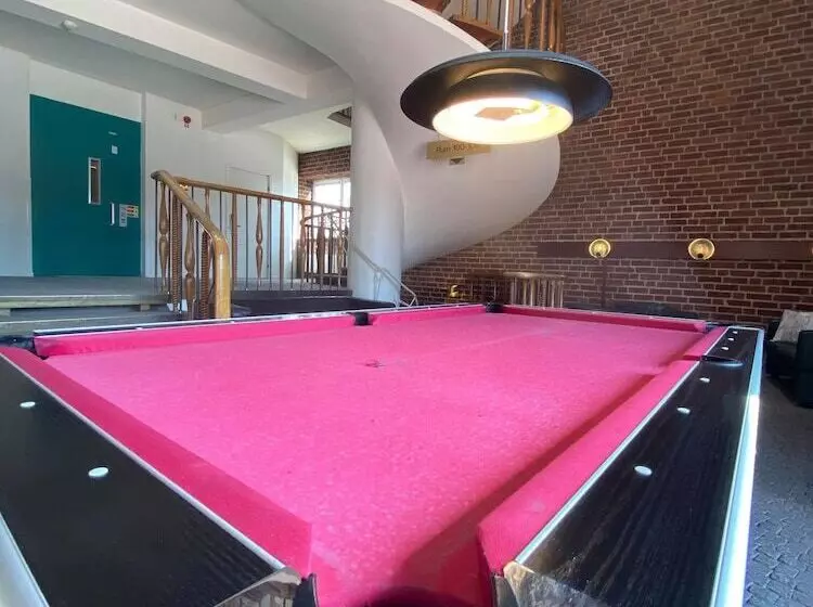 هتل L Alfred Nobel