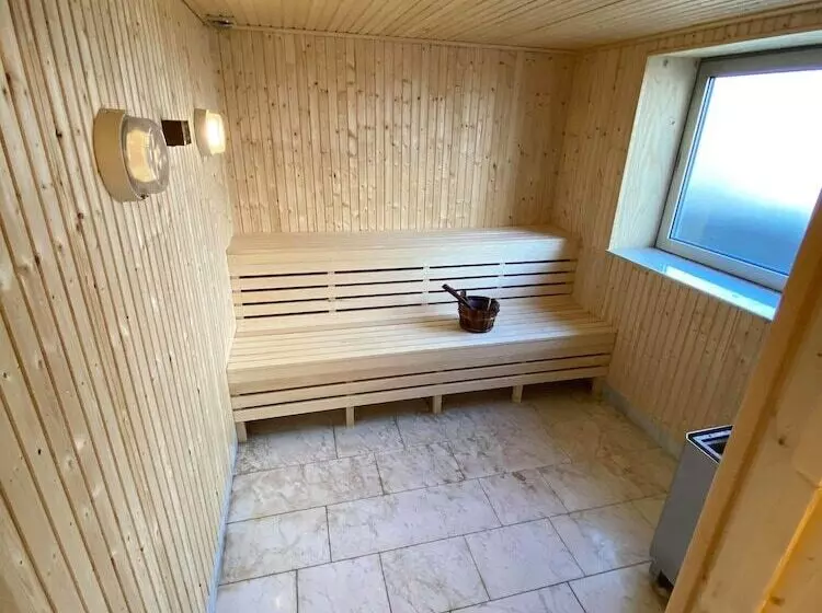 هتل L Alfred Nobel