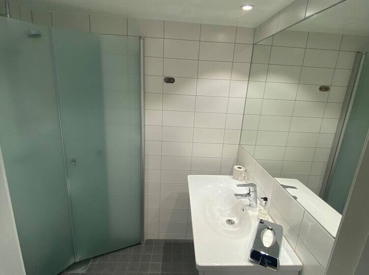 هتل L Alfred Nobel