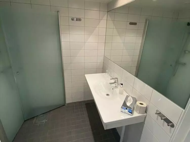 هتل L Alfred Nobel