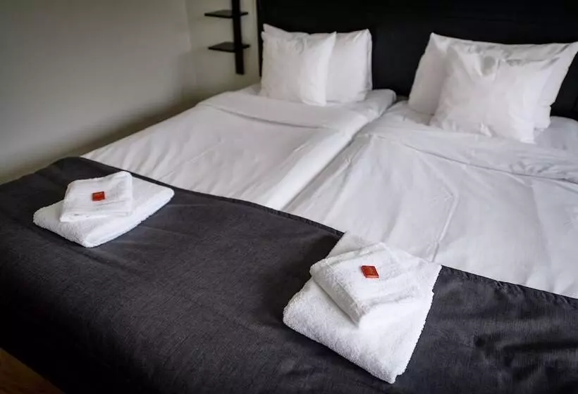 هتل L Alfred Nobel