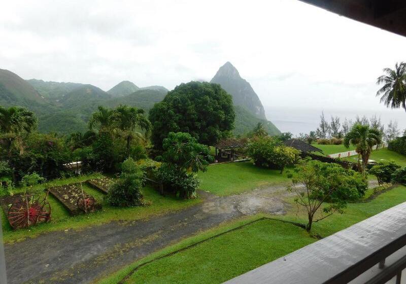 هتل La Haut Resort