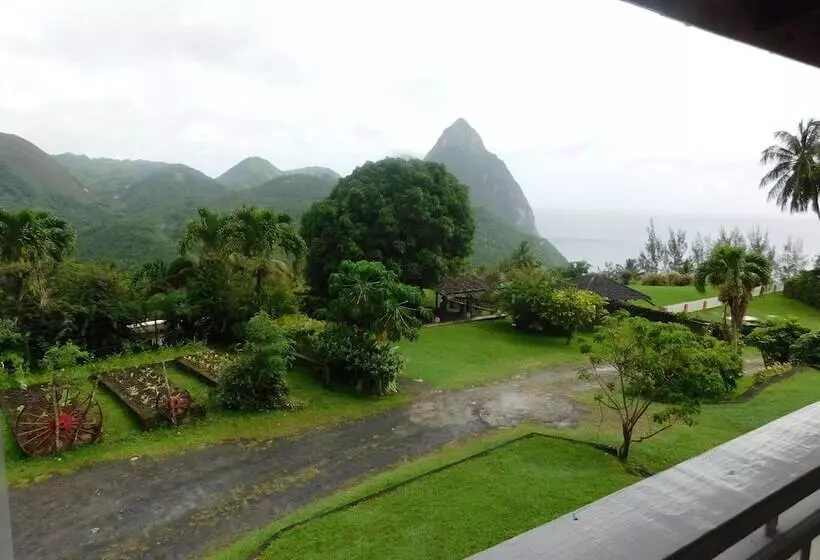 هتل La Haut Resort