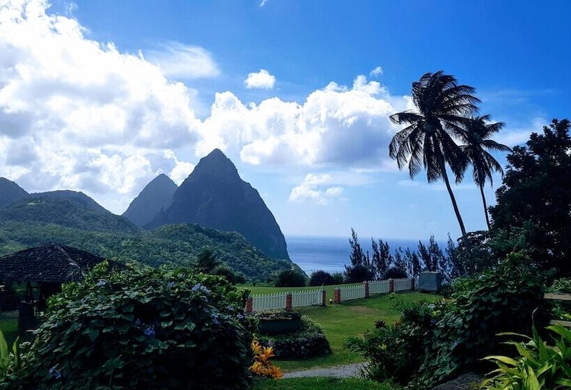 هتل La Haut Resort