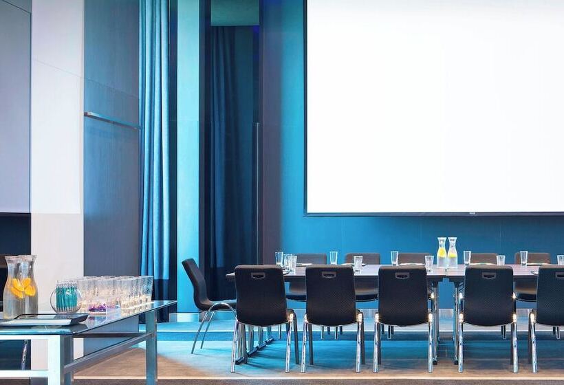 هتل Le Méridien Kuala Lumpur