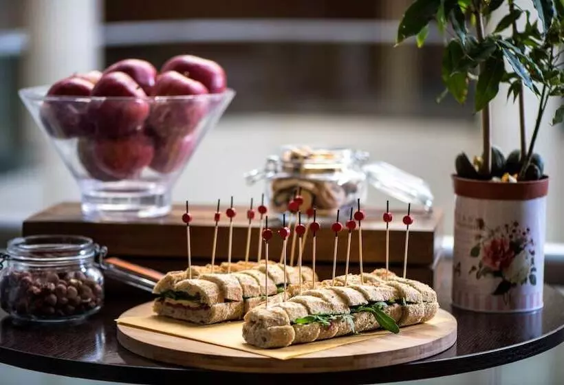 Radisson Blu Hotel, Beirut Verdun