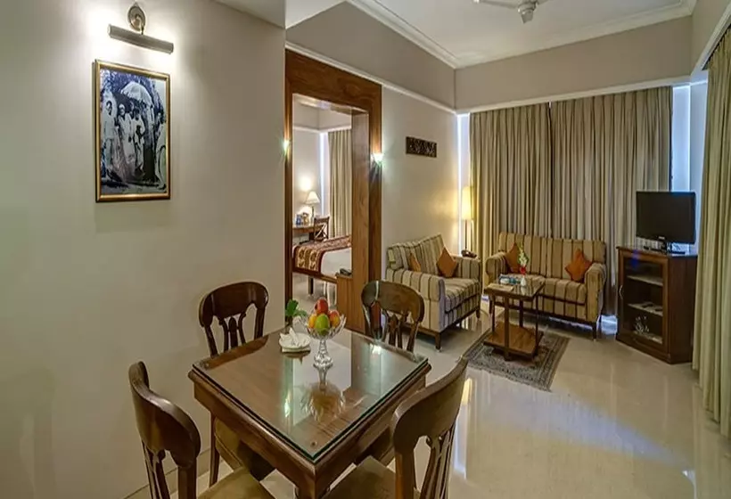 Отель Renest Shraddha Inn Shirdi