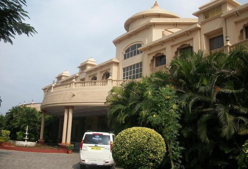 Hotel Renest Shraddha Inn Shirdi
