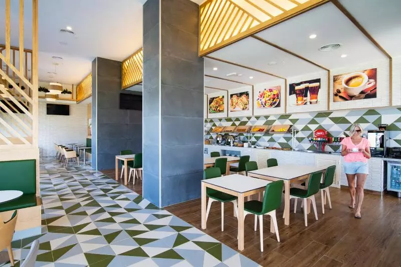 Hotelli Hola Riu Palace Tropical Bay - All Inclusive