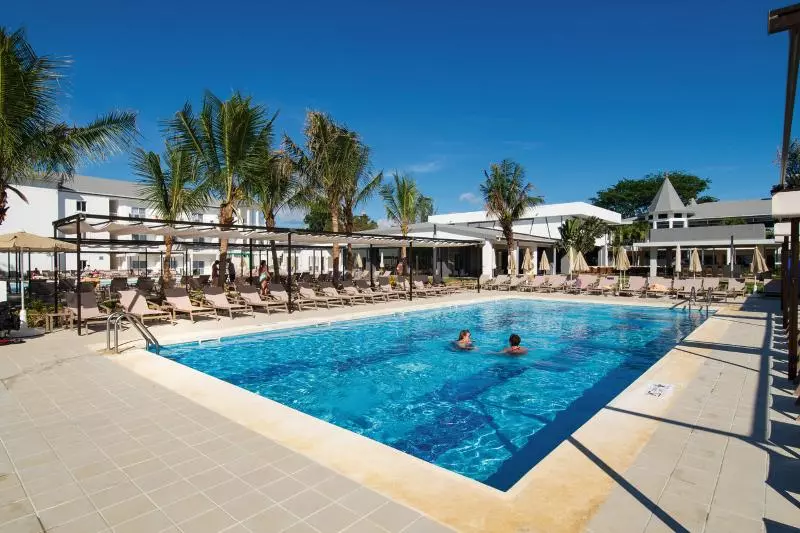 Hotelli Hola Riu Palace Tropical Bay - All Inclusive