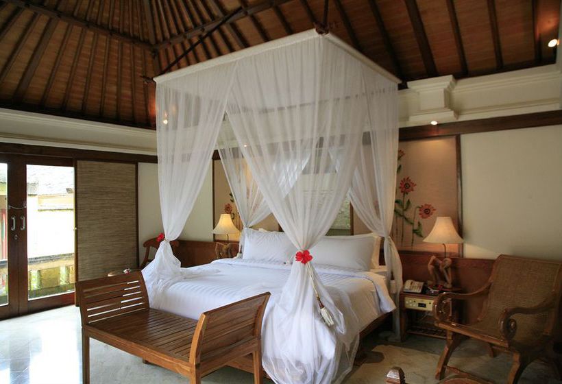 Hotel Sekar Nusa Resort